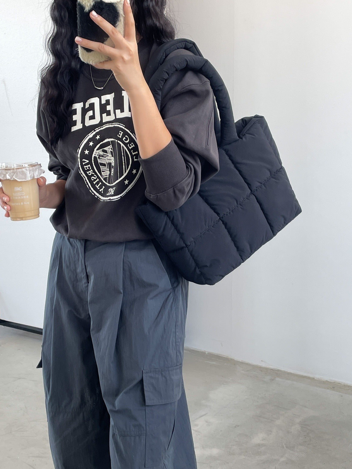 Plaid Large‑Capacity Shoulder Commuter Bag